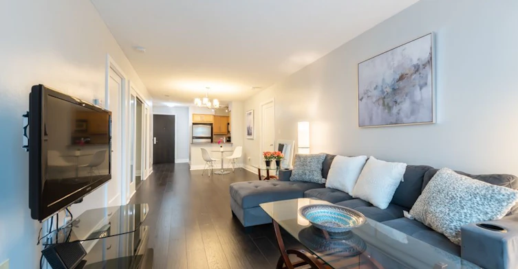307-20 Blue Jays Way, Toronto, ON, M5V 3W6 - 2