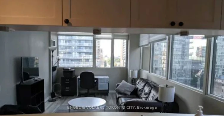 903-555 Yonge Street W, Toronto, ON, M4Y 3A6 - 6