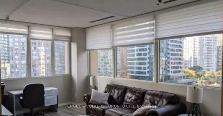 903-555 Yonge Street W, Toronto, ON, M4Y 3A6 - 7