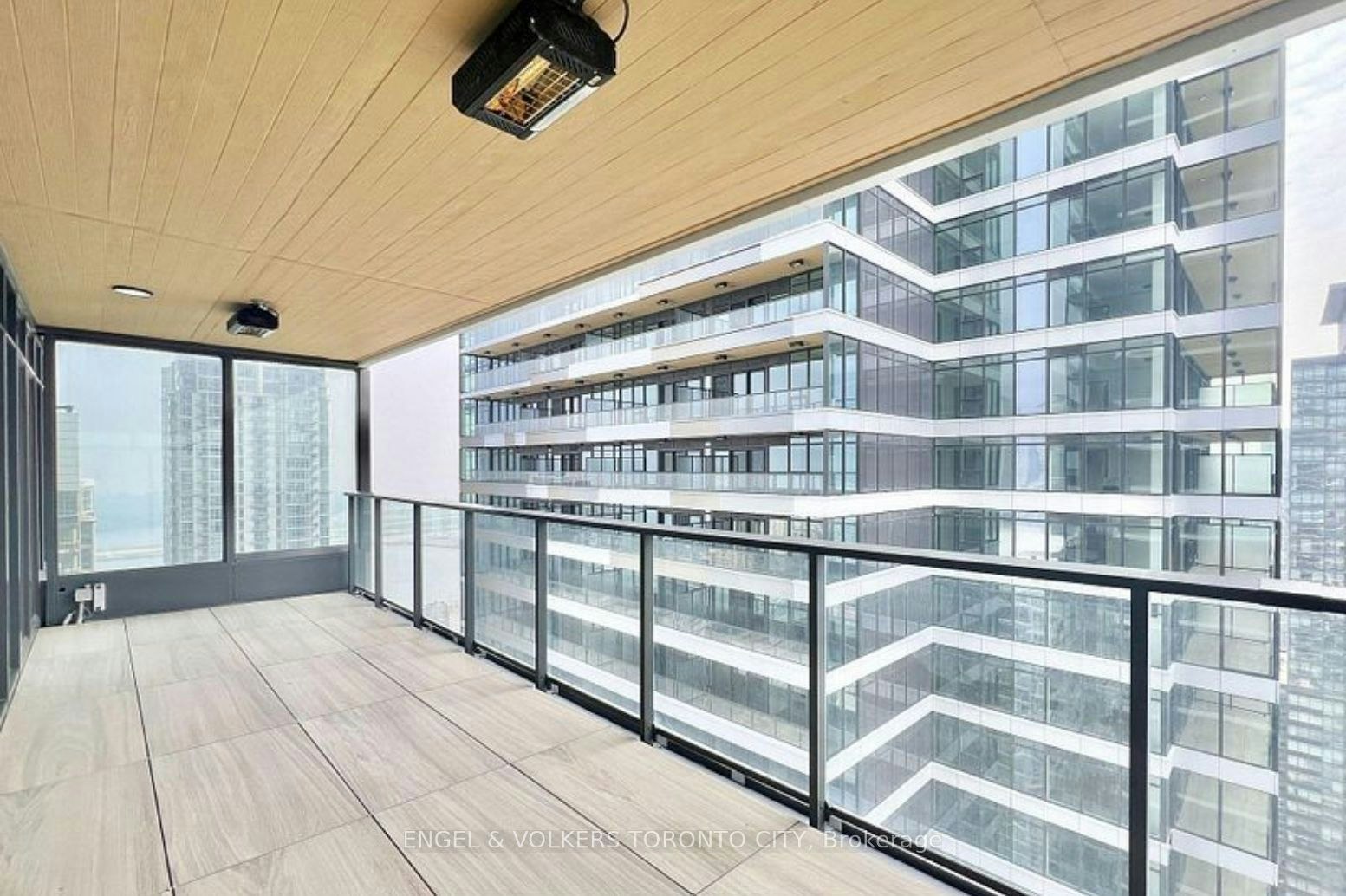 4801-1 Concord Cityplace Way, Toronto, ON, M5V 0X3 - 15