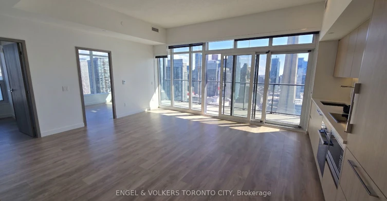 4801-1 Concord Cityplace Way, Toronto, ON, M5V 0X3 - 3