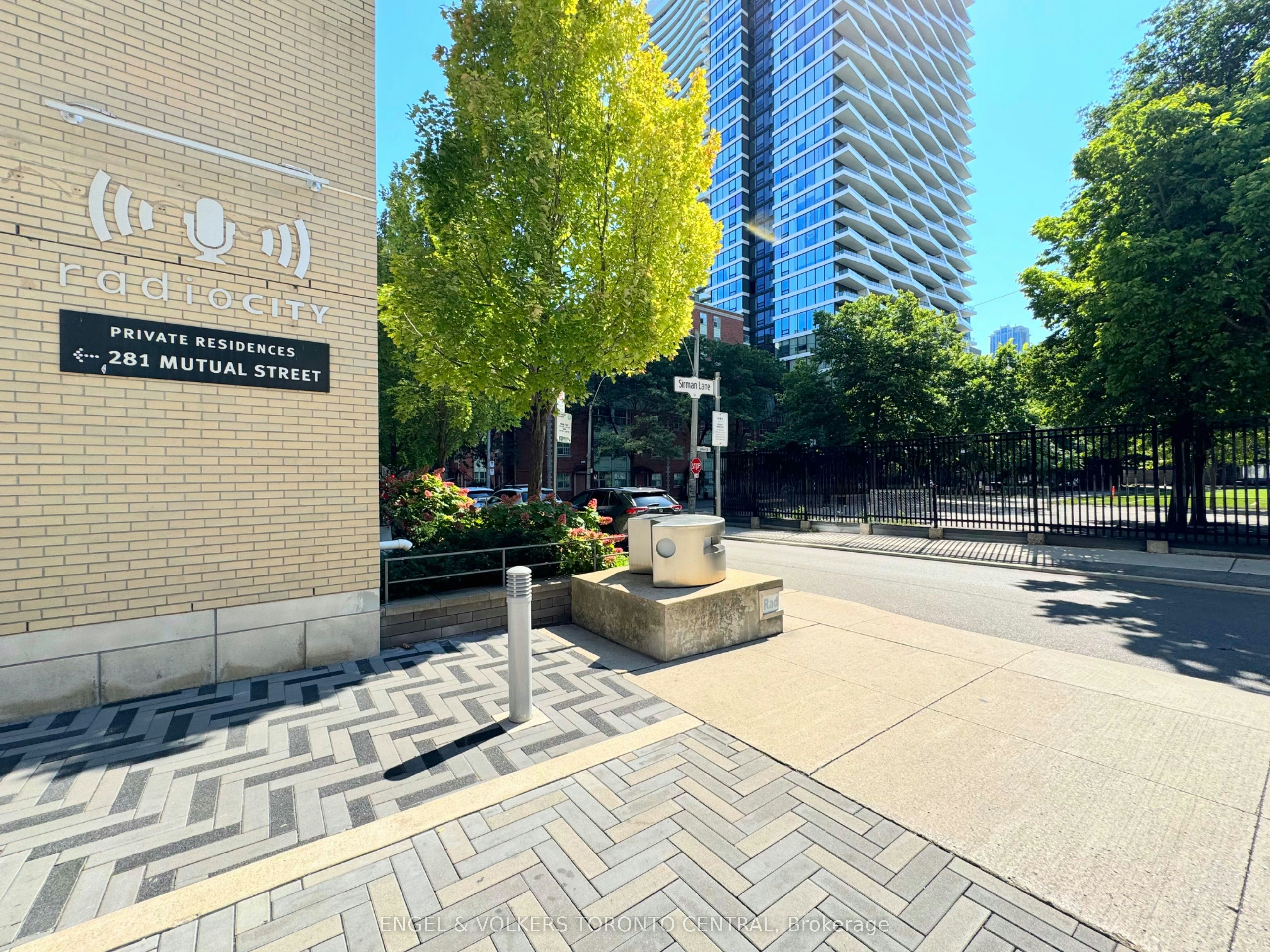 306-281 Mutual Street, Toronto, ON, M4Y 3C4 - 21