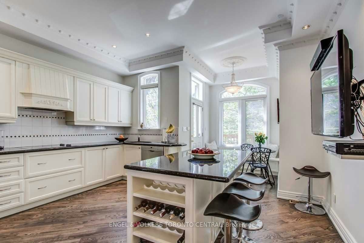 405 Bedford Park Avenue, Toronto, ON, M5M 1J9 - 7