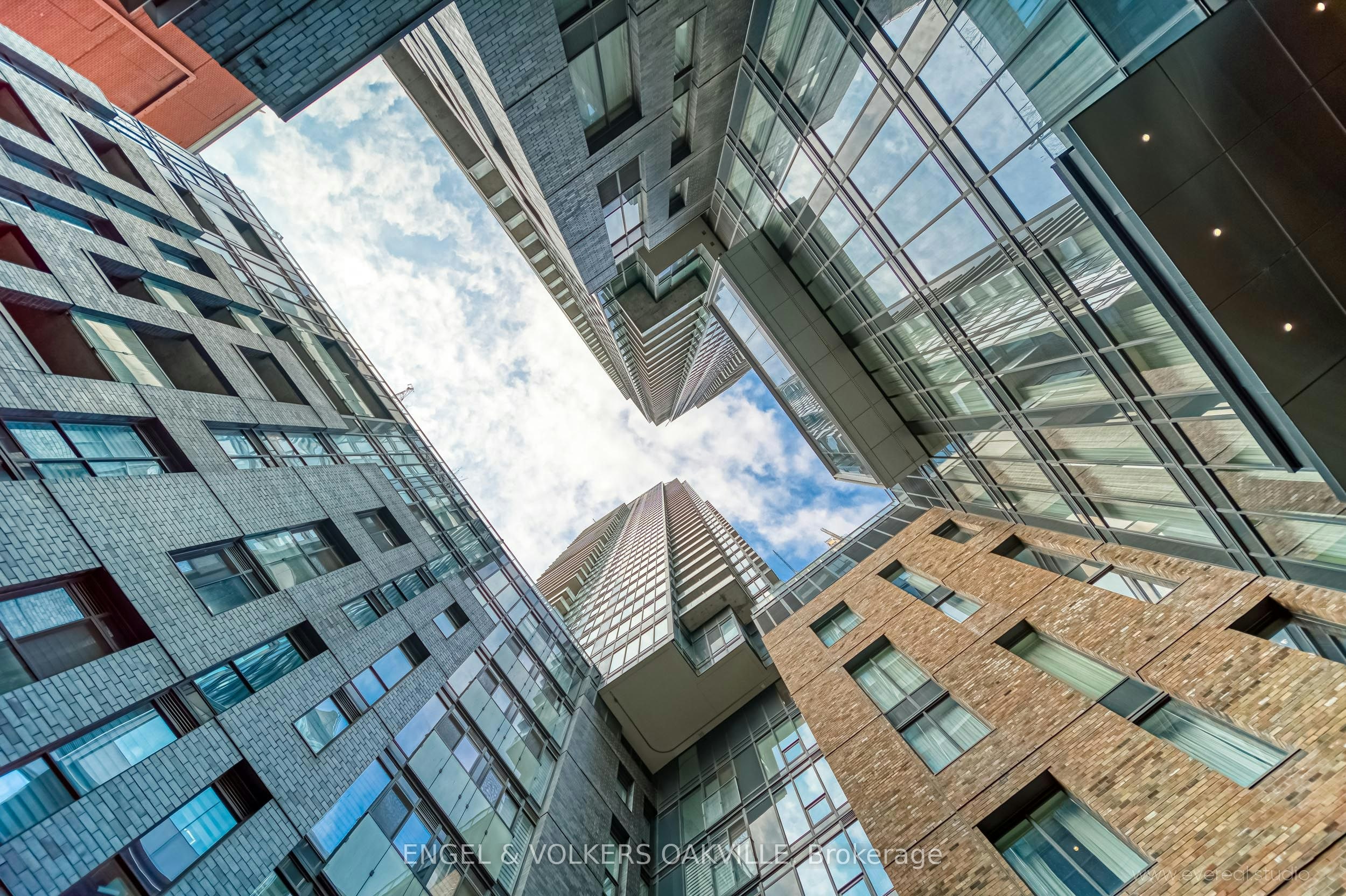 2602-115 Blue Jays Way, Toronto, ON, M5V 0N4 - 18