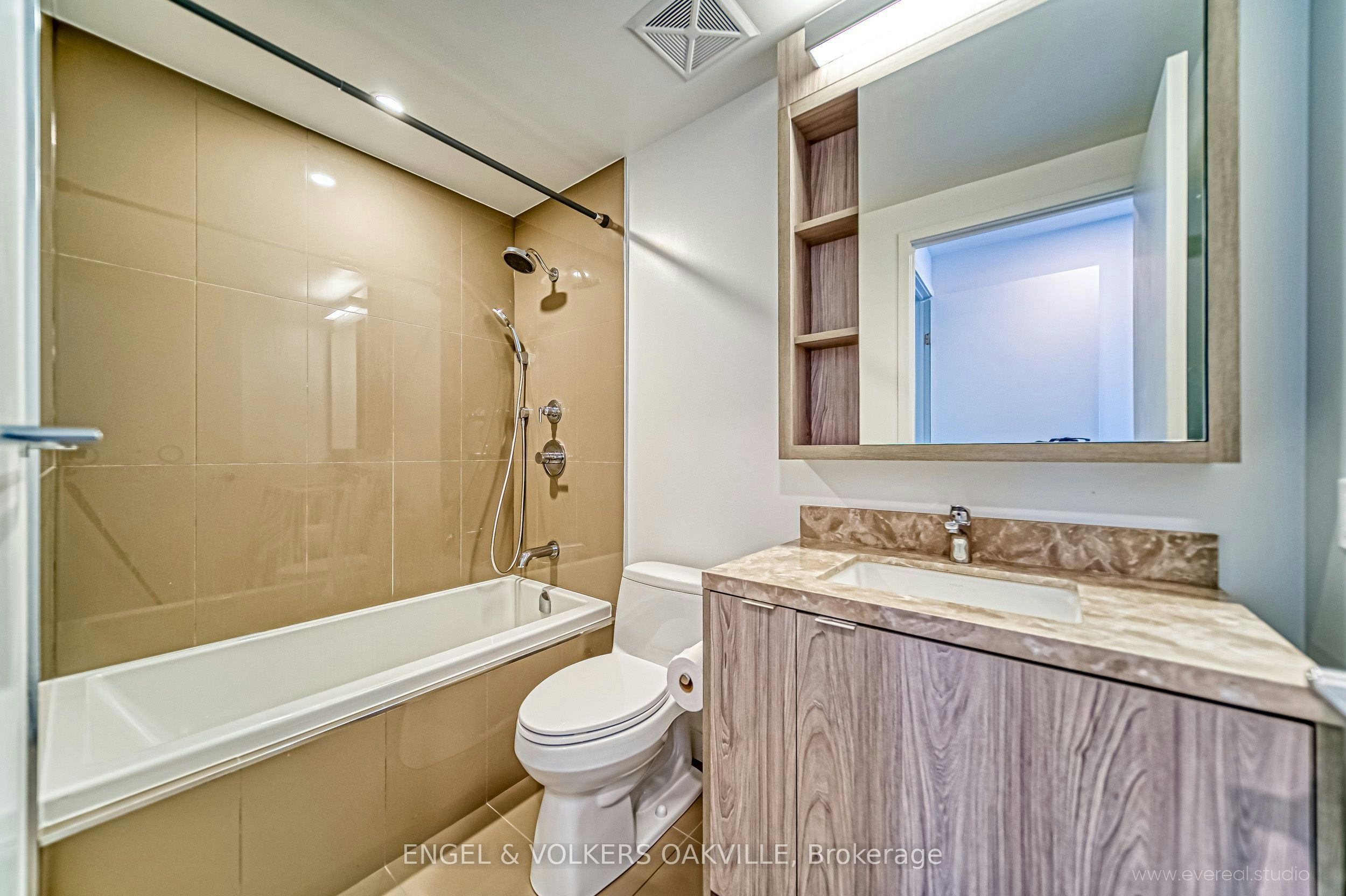 2602-115 Blue Jays Way, Toronto, ON, M5V 0N4 - 11