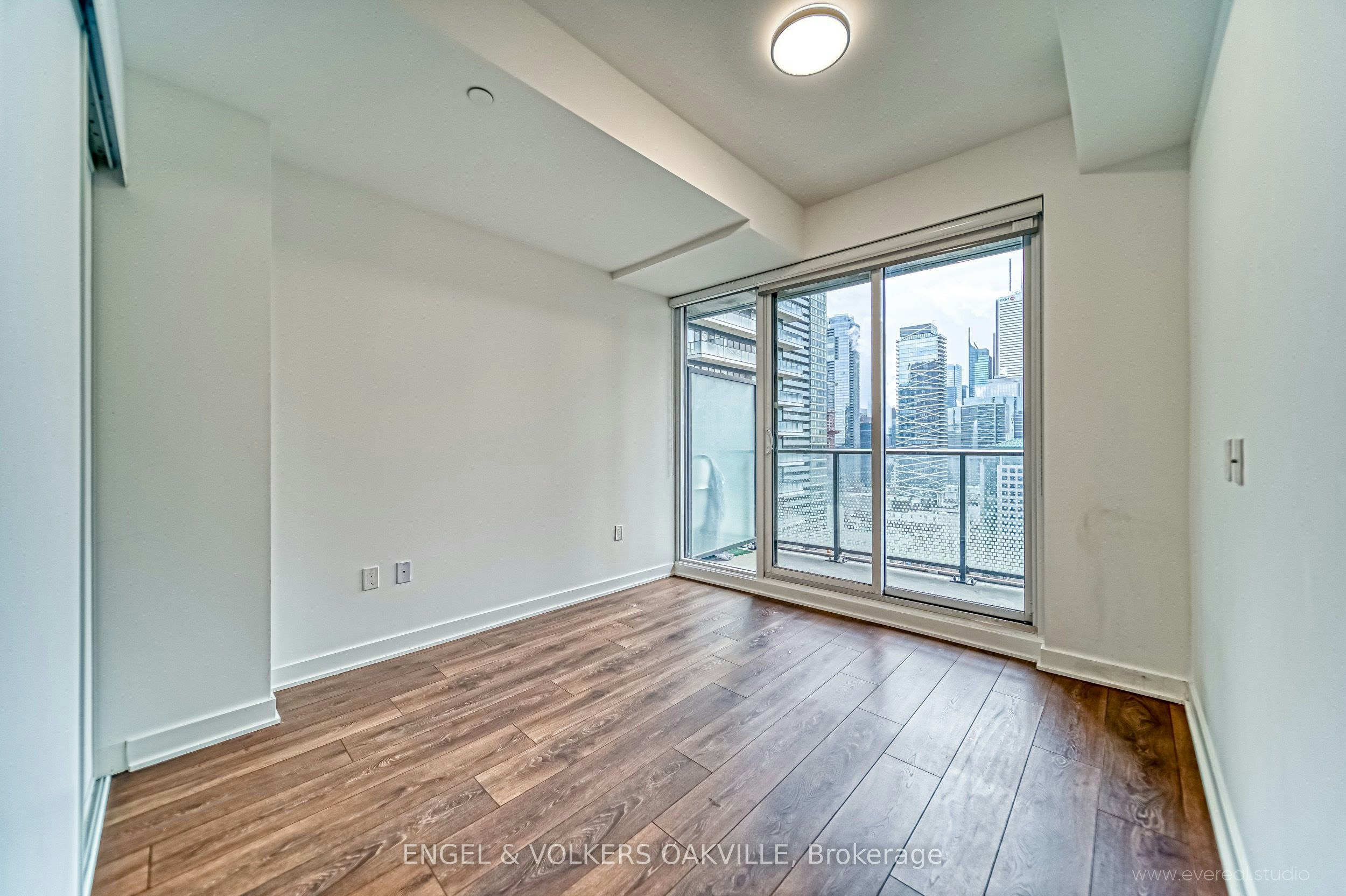 2602-115 Blue Jays Way, Toronto, ON, M5V 0N4 - 9
