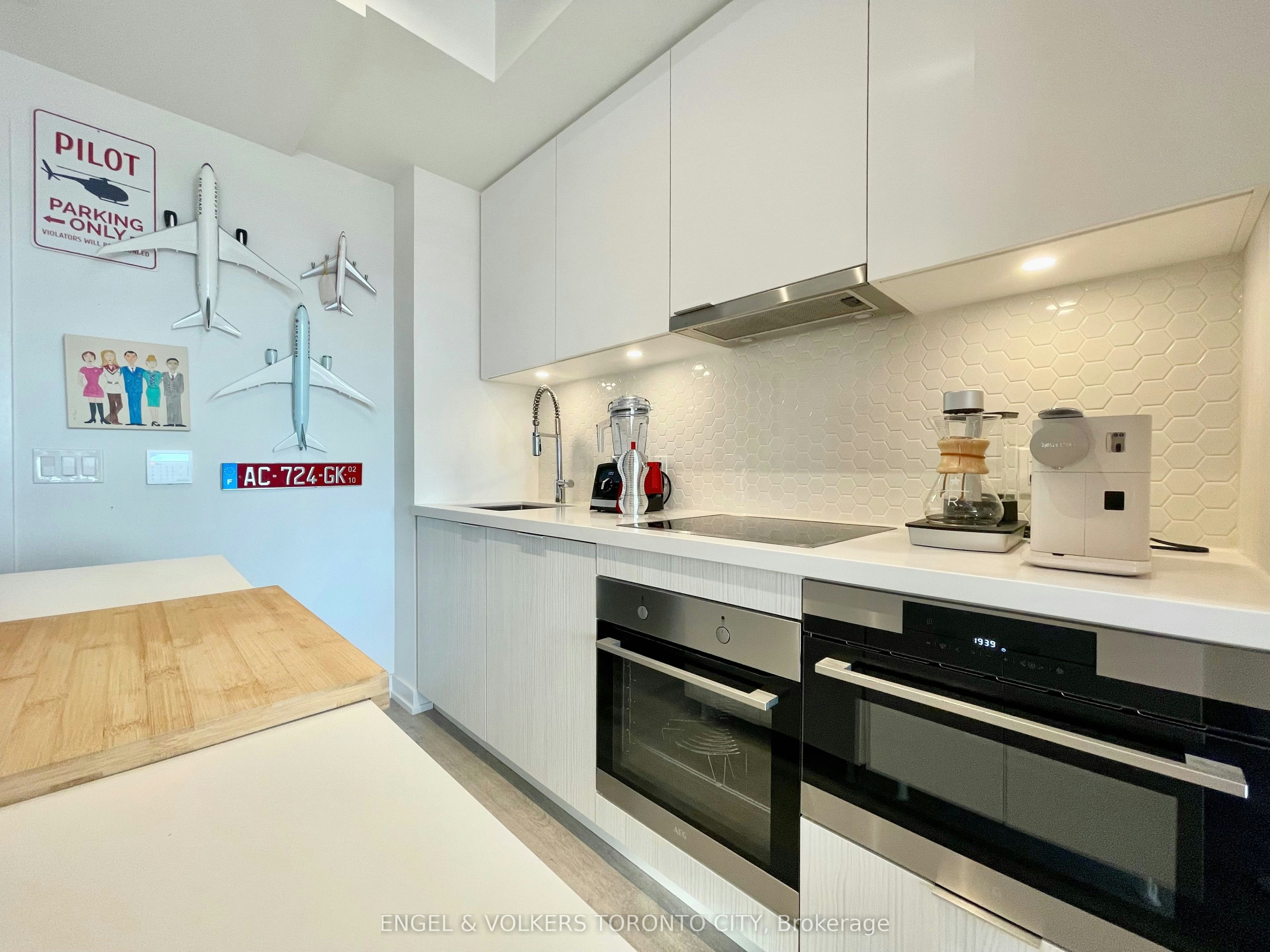 822-158 Front Street E, Toronto, ON, M5A 0K9 - 16