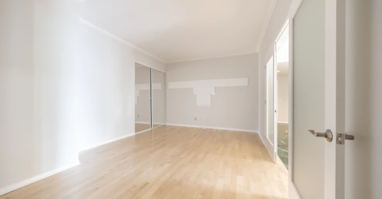 1817-7 King Street E, Toronto, ON, M5C 3C5 - 4