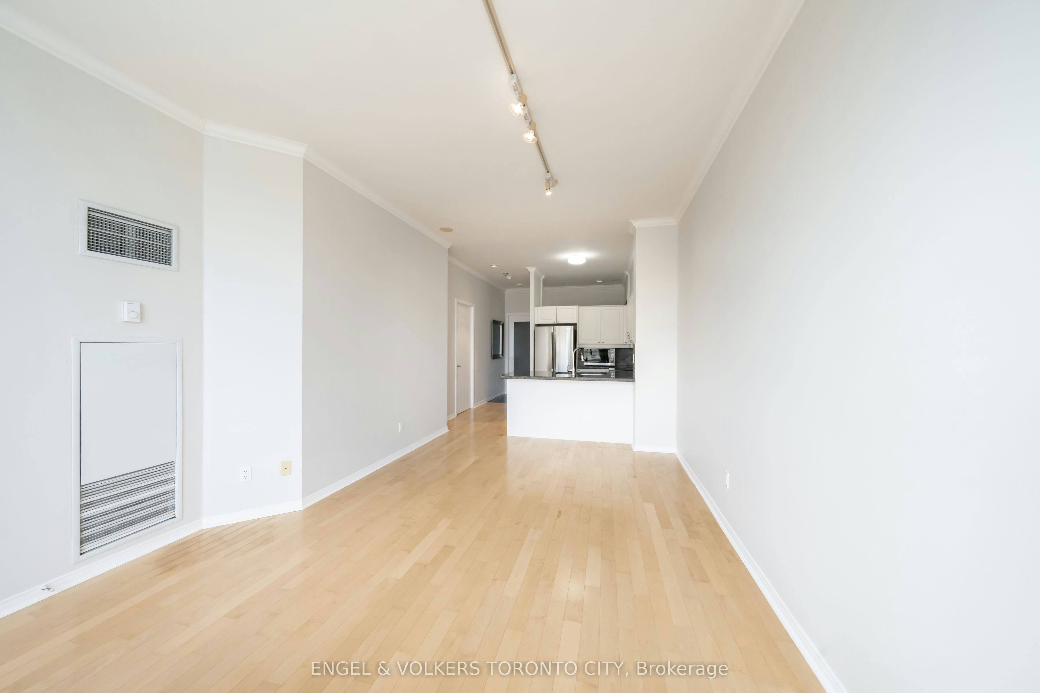 1817-7 King Street E, Toronto, ON, M5C 3C5 - 9