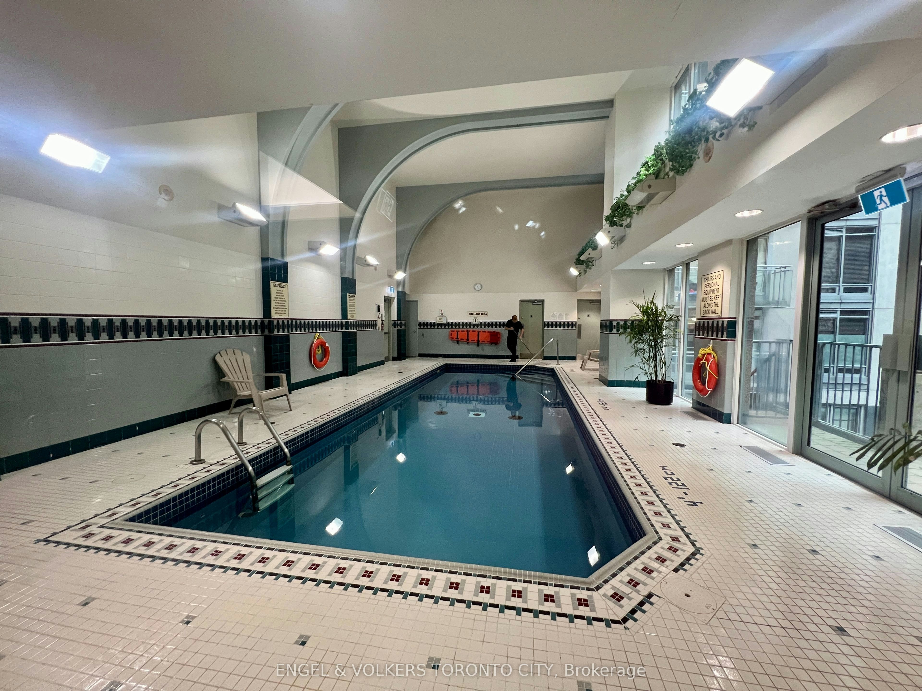 1817-7 King Street E, Toronto, ON, M5C 3C5 - 34