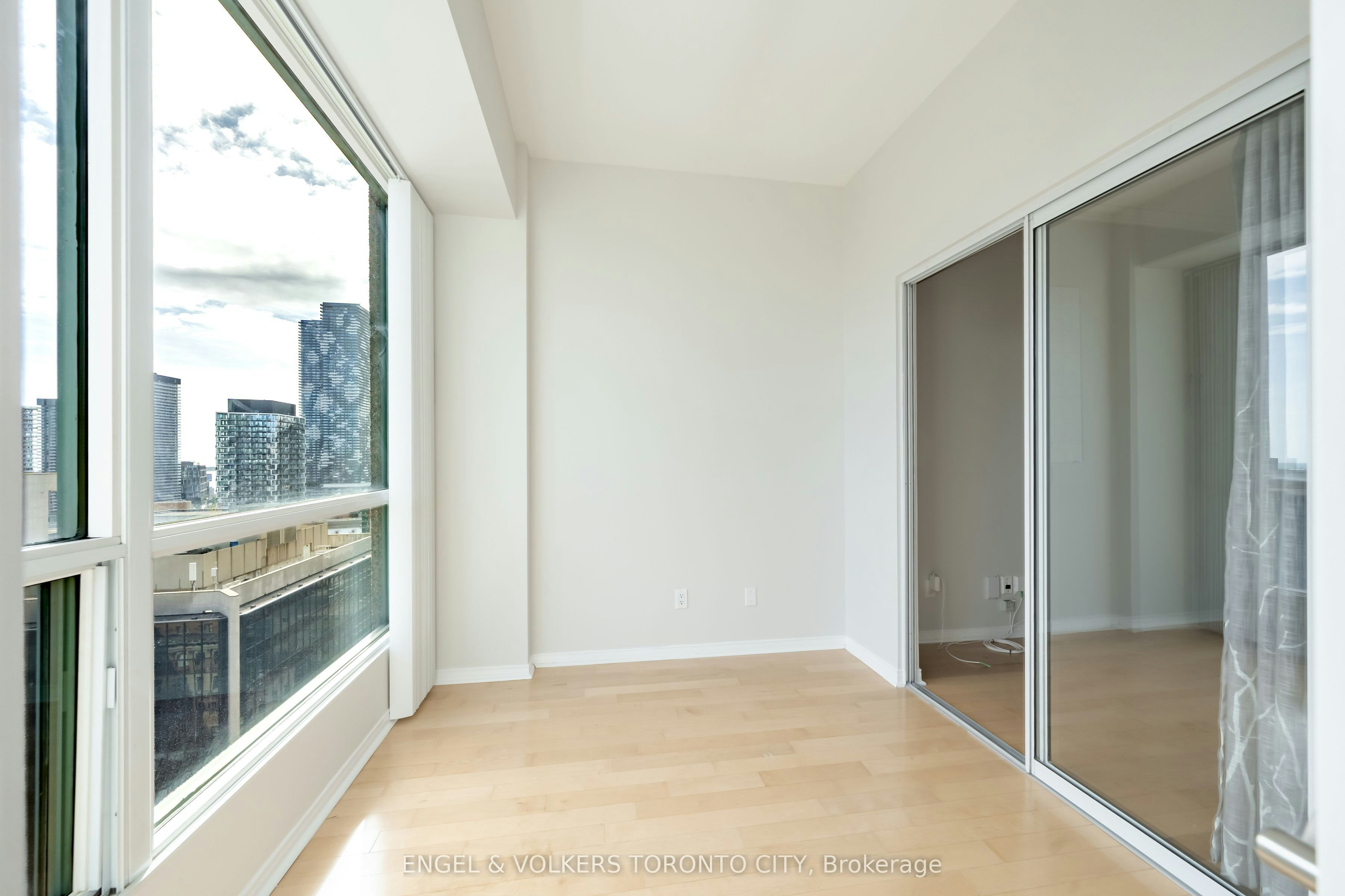 1817-7 King Street E, Toronto, ON, M5C 3C5 - 19