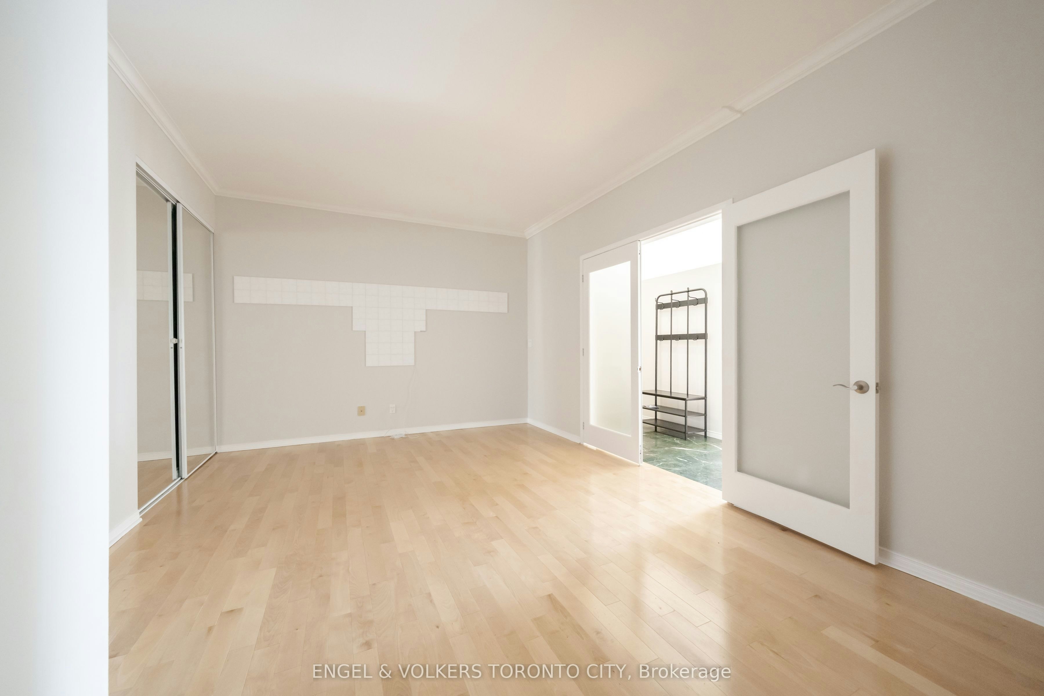 1817-7 King Street E, Toronto, ON, M5C 3C5 - 5