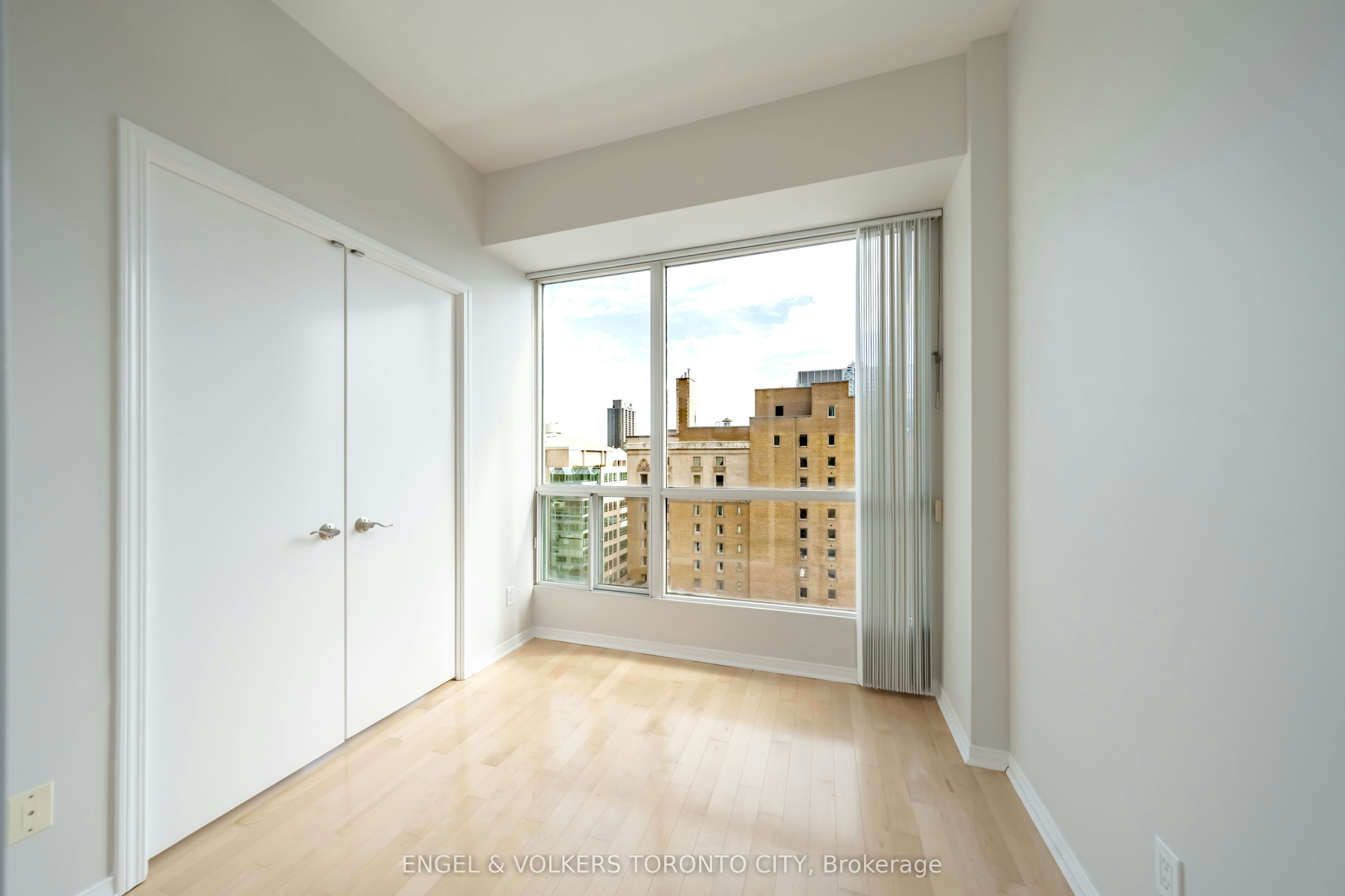 1817-7 King Street E, Toronto, ON, M5C 3C5 - 10