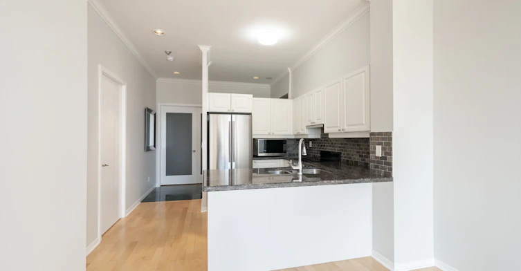 1817-7 King Street E, Toronto, ON, M5C 3C5 - 11