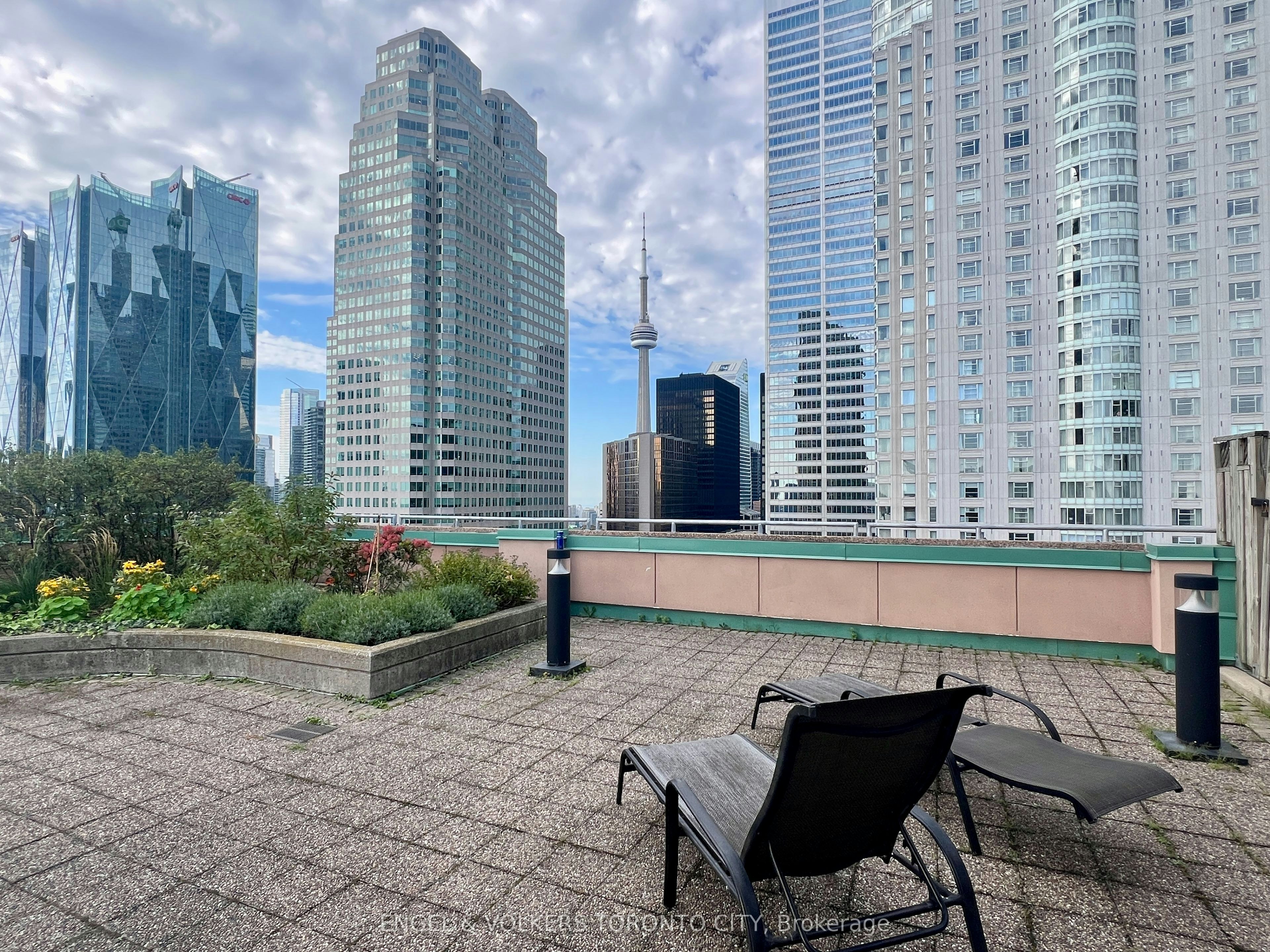 1817-7 King Street E, Toronto, ON, M5C 3C5 - 35