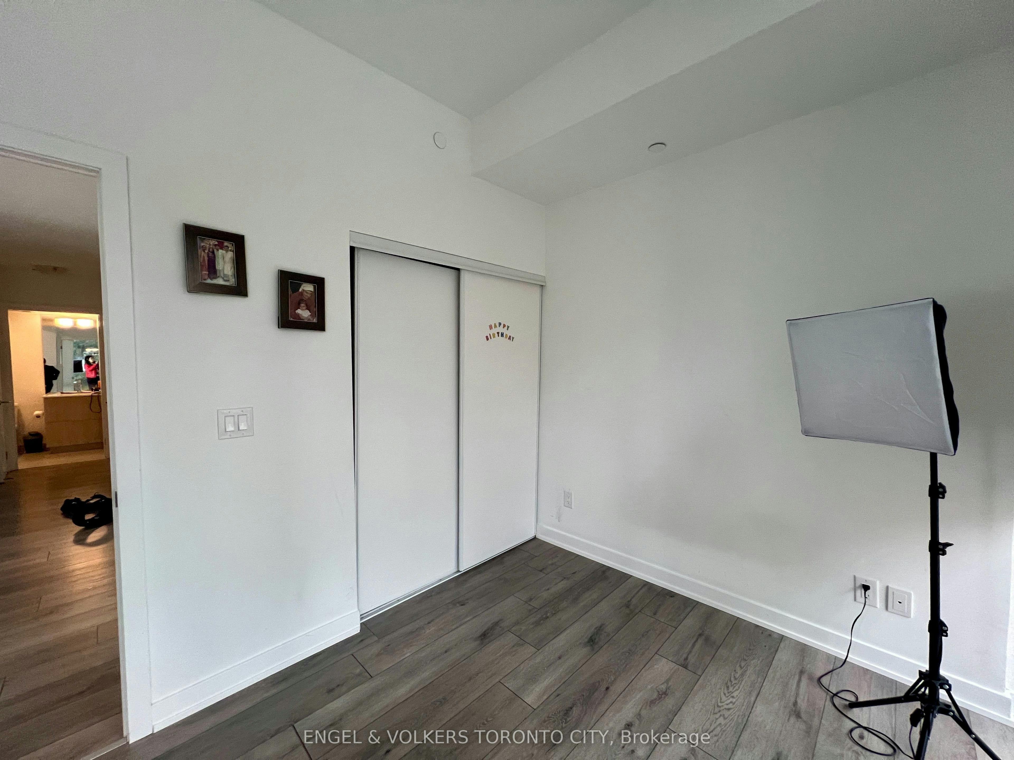 604-47 Mutual Street, Toronto, ON, M5B 0C6 - 12