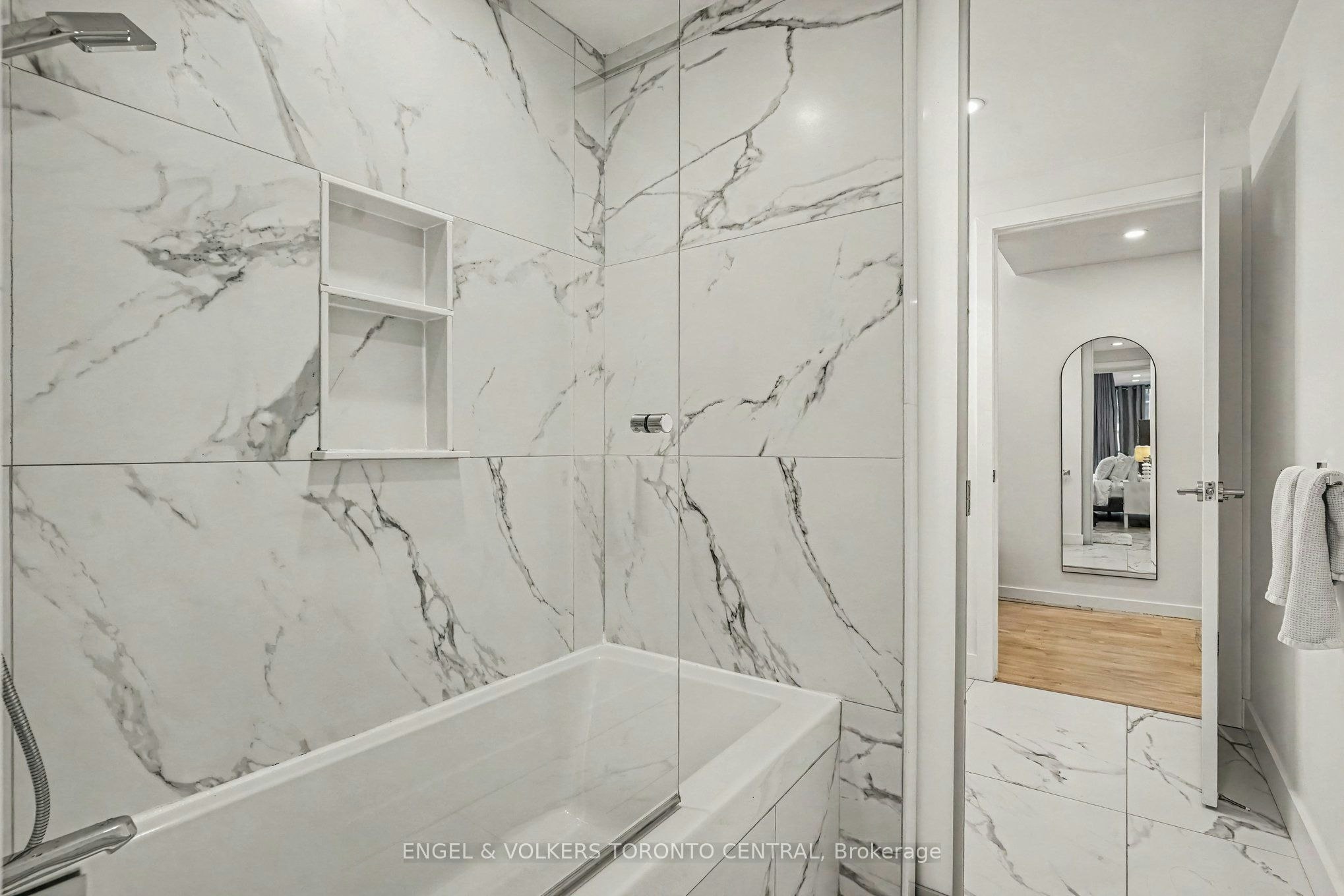 1503-33 Charles Street E, Toronto, ON, M4Y 1R9 - 12