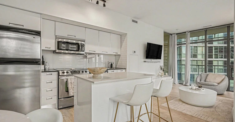1503-33 Charles Street E, Toronto, ON, M4Y 1R9 - 4