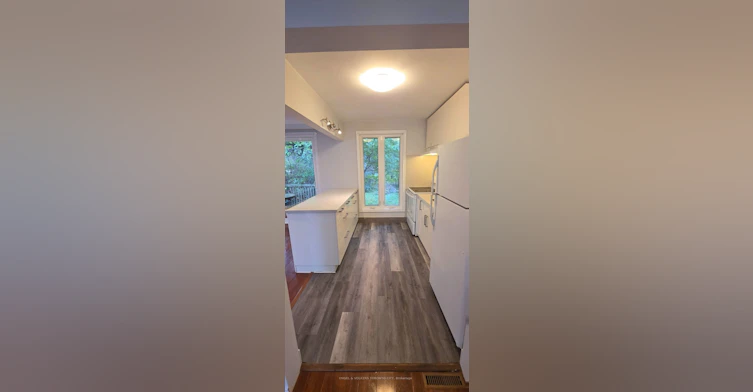 171 Brighton Avenue, Toronto, ON, M3H 4E3 - 8