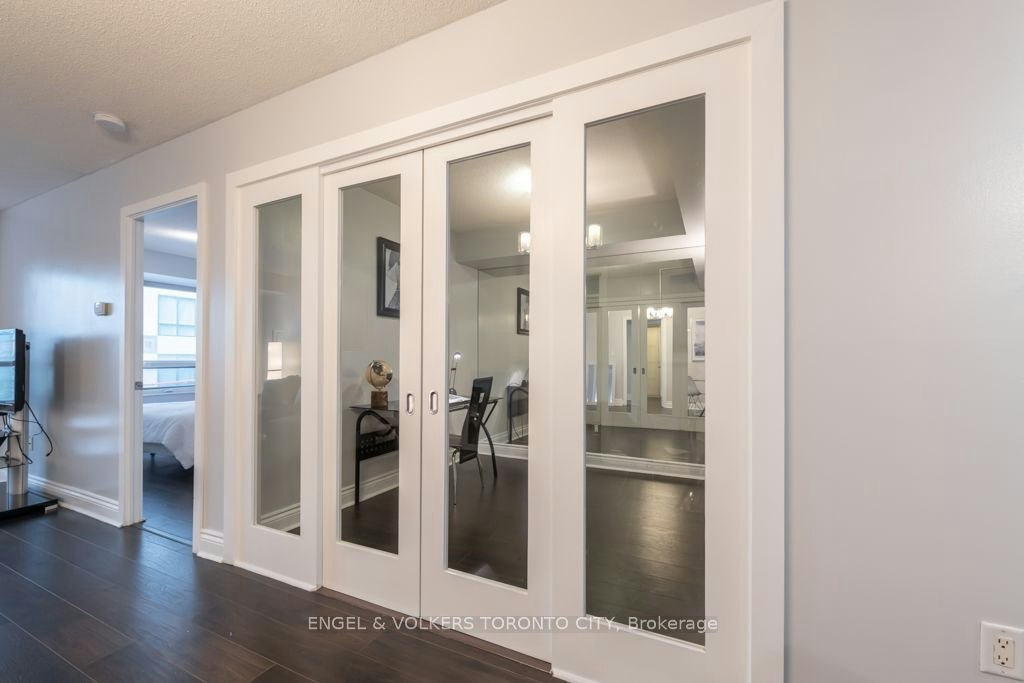 307-20 Blue Jays Way, Toronto, ON, M5V 3W6 - 18