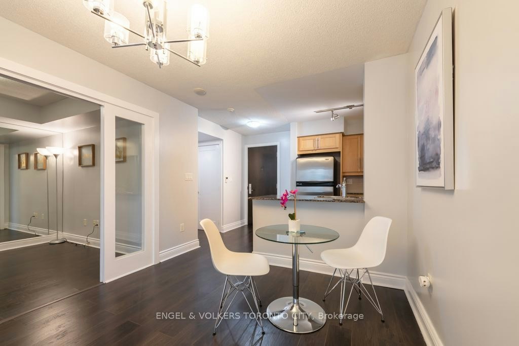 307-20 Blue Jays Way, Toronto, ON, M5V 3W6 - 7