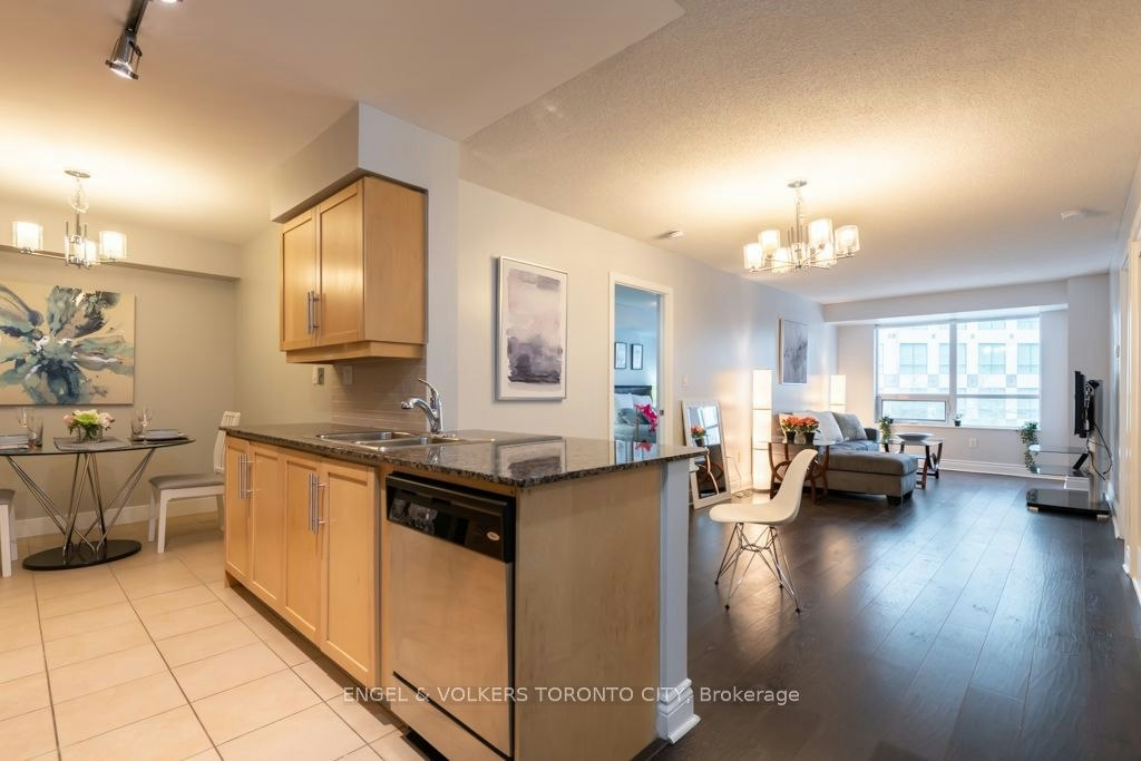 307-20 Blue Jays Way, Toronto, ON, M5V 3W6 - 25