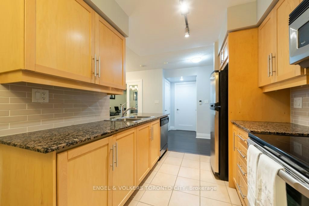 307-20 Blue Jays Way, Toronto, ON, M5V 3W6 - 27