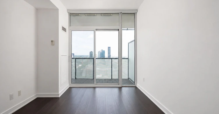 2405-1 Market Street, Toronto, ON, M5E 0A2 - 5