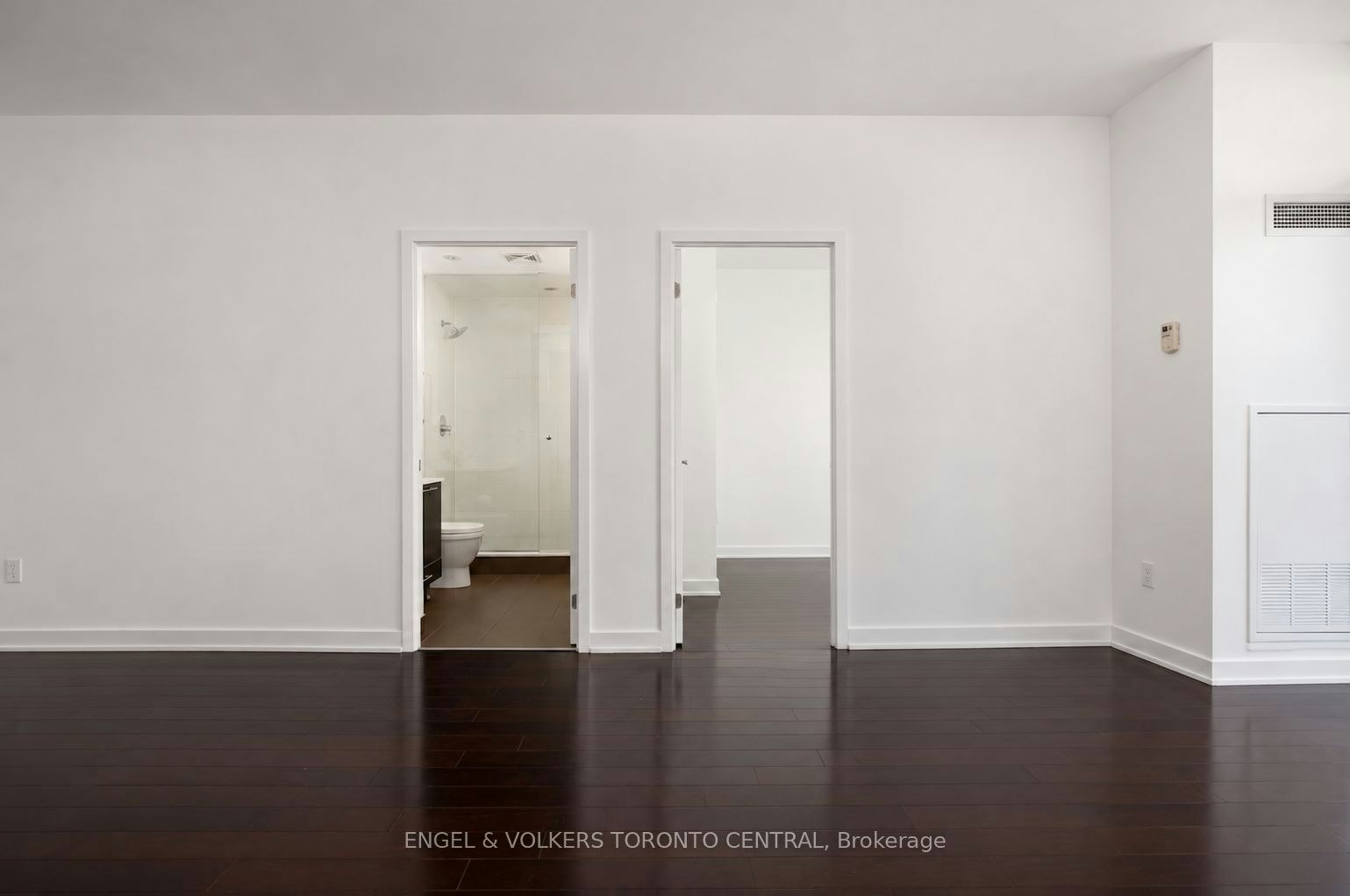 2405-1 Market Street, Toronto, ON, M5E 0A2 - 10