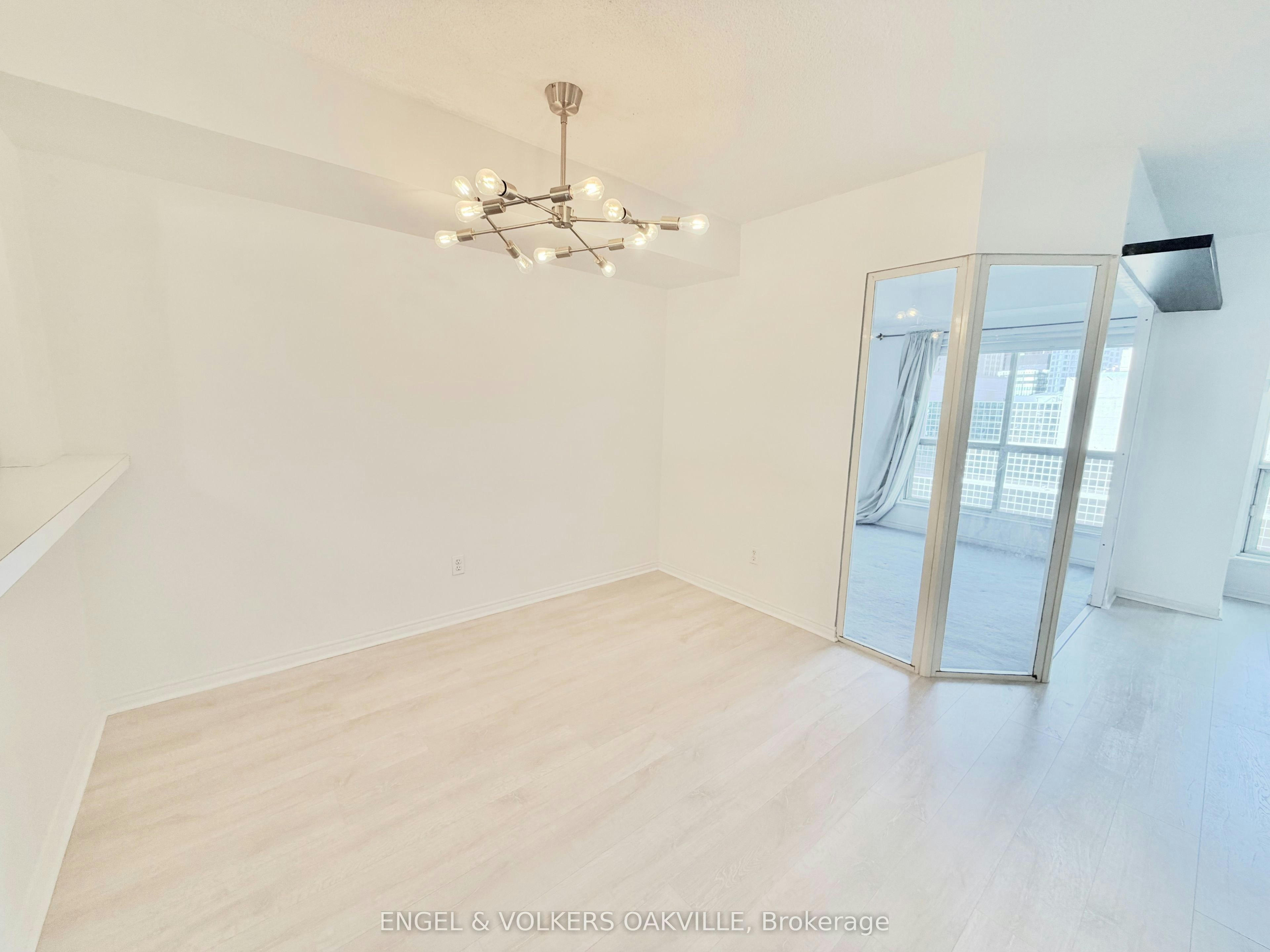 N/A 1811-25 The Esplanade, Toronto, ON, M5E 1W5 - 18