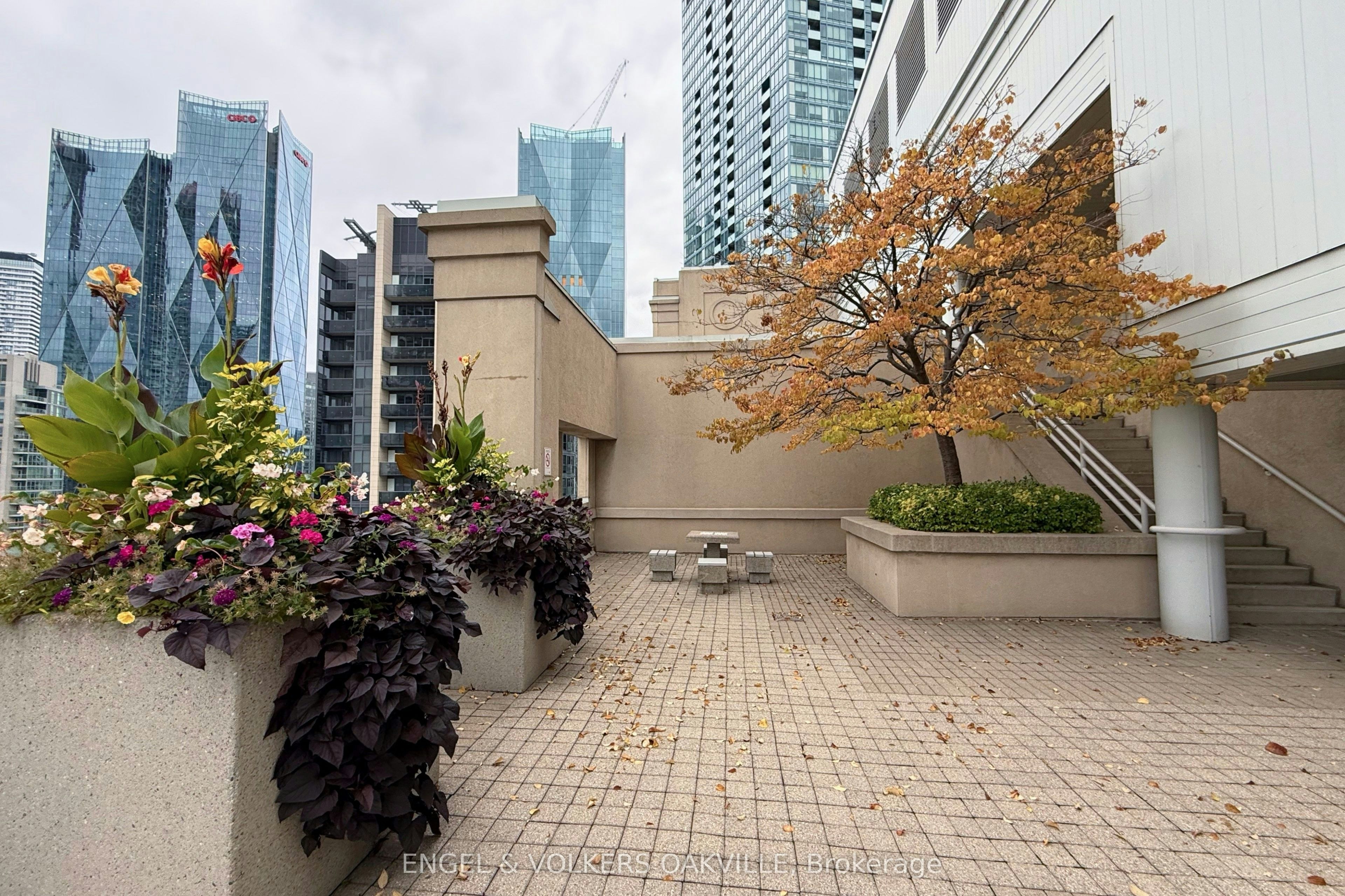 N/A 1811-25 The Esplanade, Toronto, ON, M5E 1W5 - 38