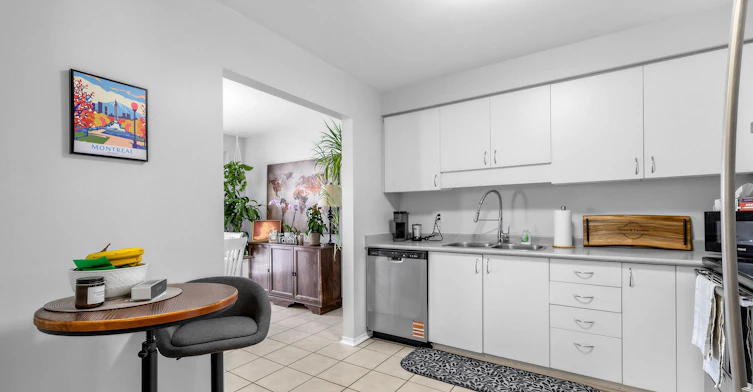 15 Fulton Crescent, Whitby, ON, L1R 2C8 - 4