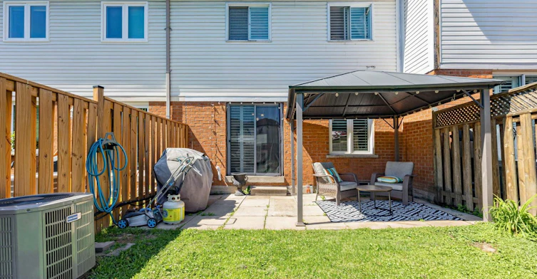 15 Fulton Crescent, Whitby, ON, L1R 2C8 - 30