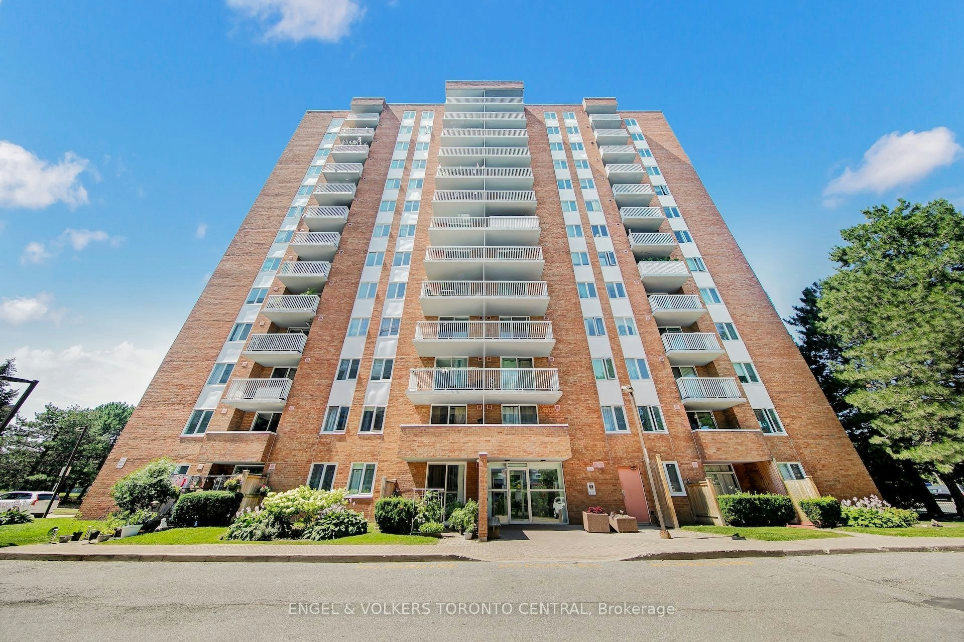 15 Sewells 606 Road, Toronto, ON, M1B 3V7