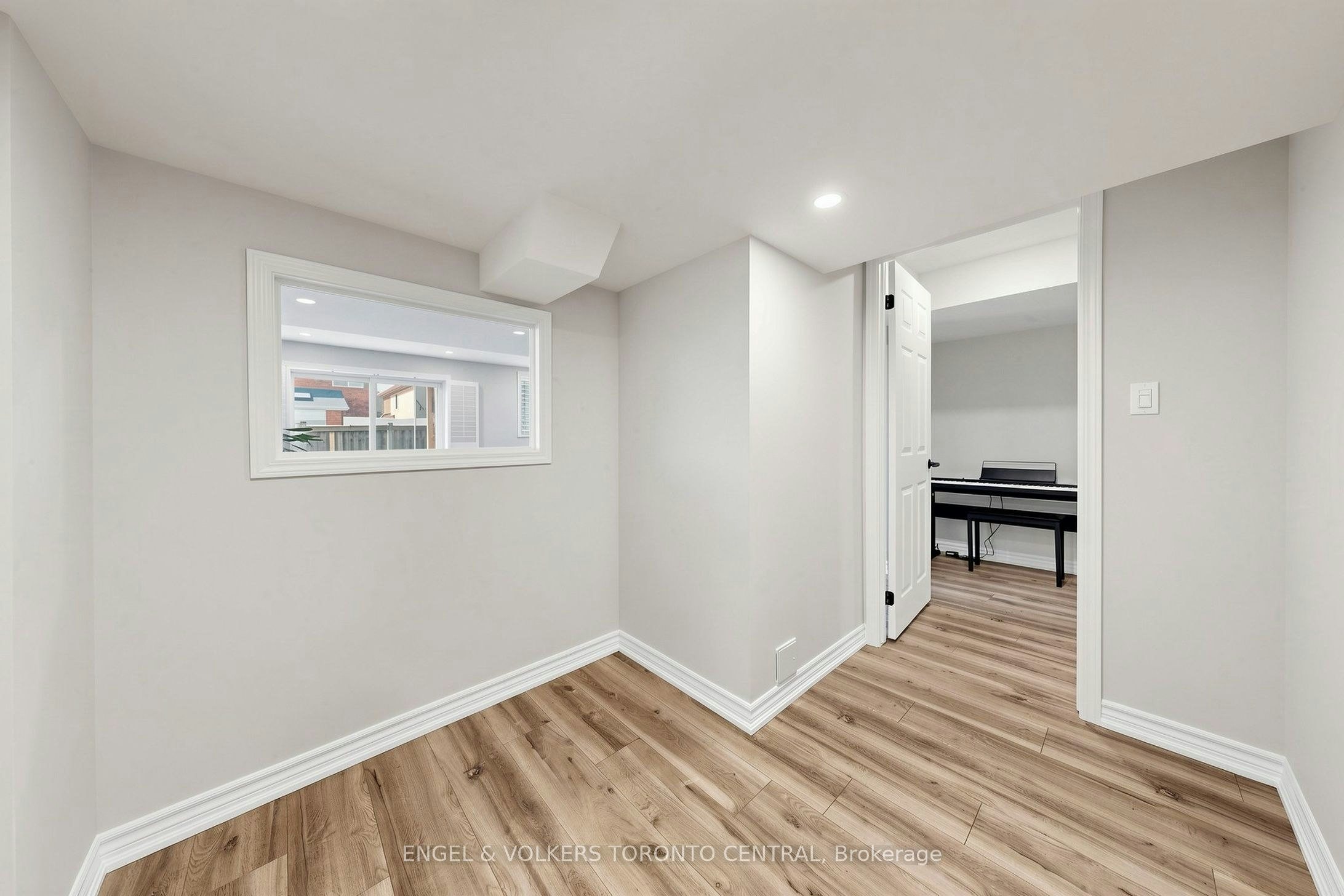 1628 Pennel Drive, Oshawa, ON, L1K 0K1 - 31