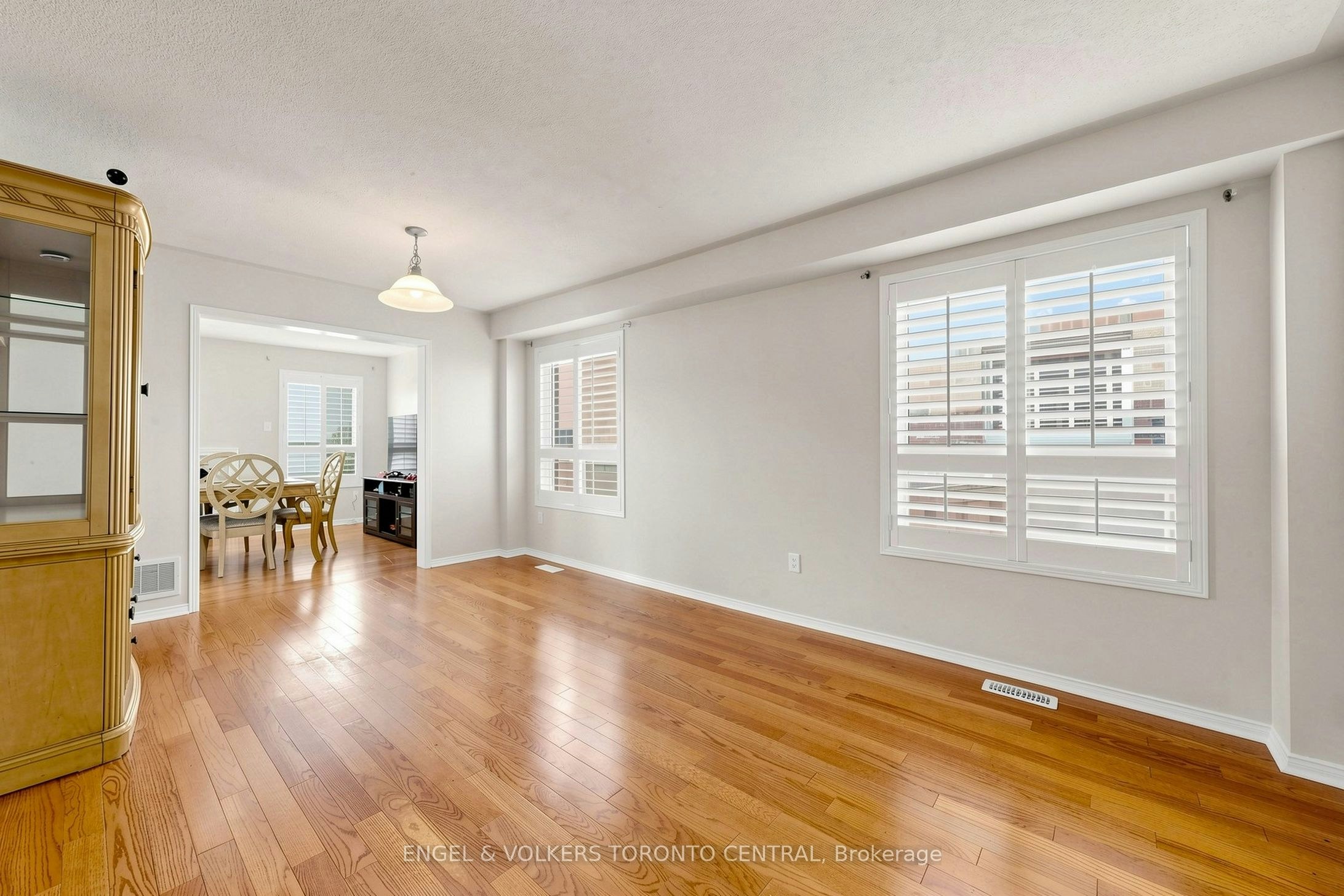 1628 Pennel Drive, Oshawa, ON, L1K 0K1 - 6
