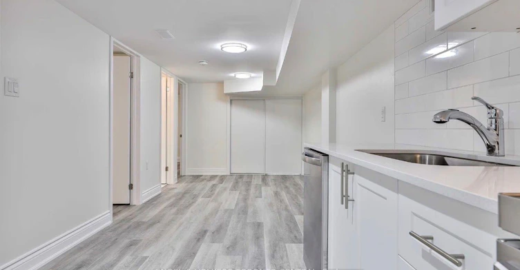 51B Fernwood Park Avenue, Toronto, ON, M4E 3E9 - 10