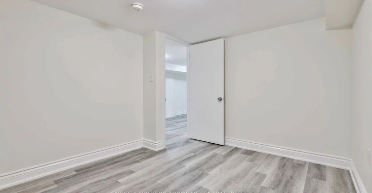 51B Fernwood Park Avenue, Toronto, ON, M4E 3E9 - 20