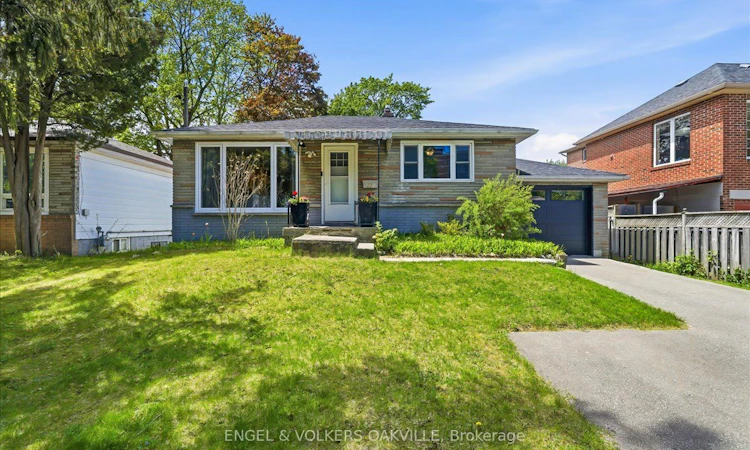 22 Falaise Road