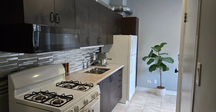 Main-132 De Grassi Street, Toronto, ON, M4M 2K6 - 4