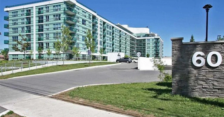 330-60 Fairfax Crescent, Toronto, ON, M1L 0E1