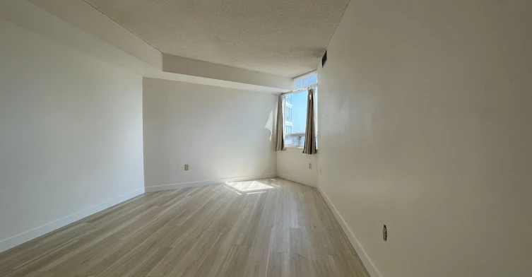 1402-3050 Ellesmere Road, Toronto, ON, M1E 5E6 - 11