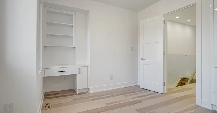 230 Willow Avenue, Toronto, ON, M4E 3K7 - 20