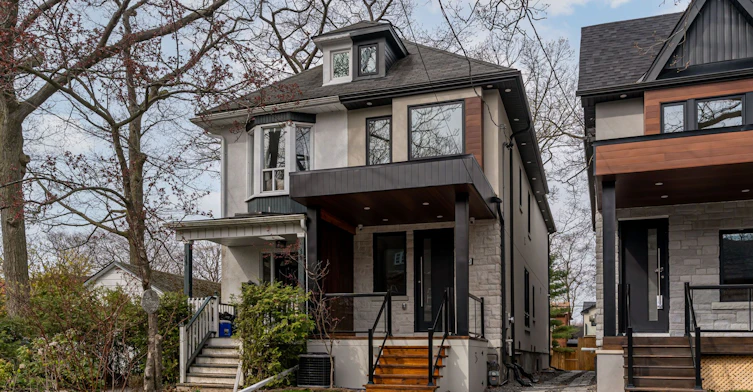 230 Willow Avenue, Toronto, ON, M4E 3K7 - 2