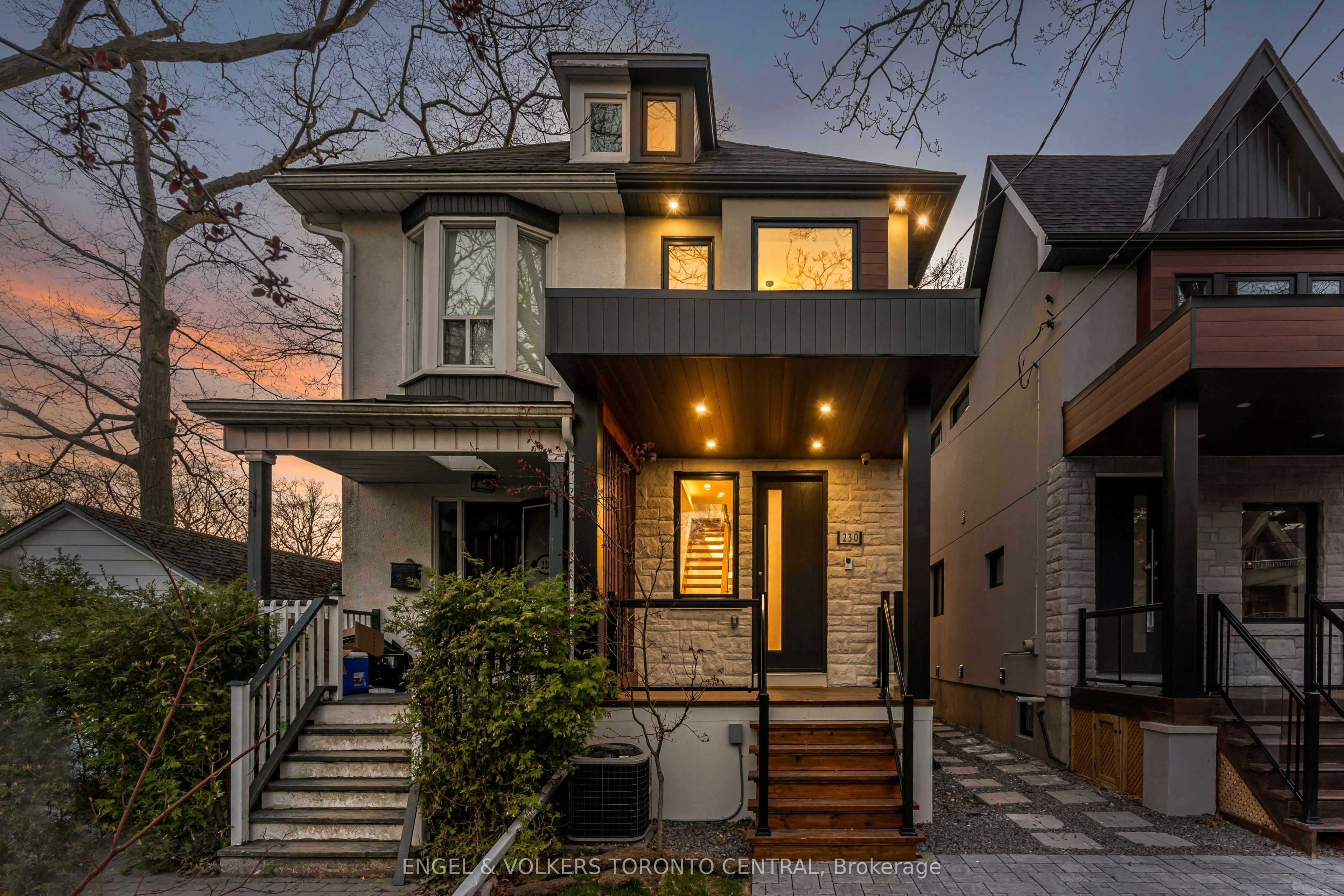 230 Willow Avenue, Toronto, ON, M4E 3K7