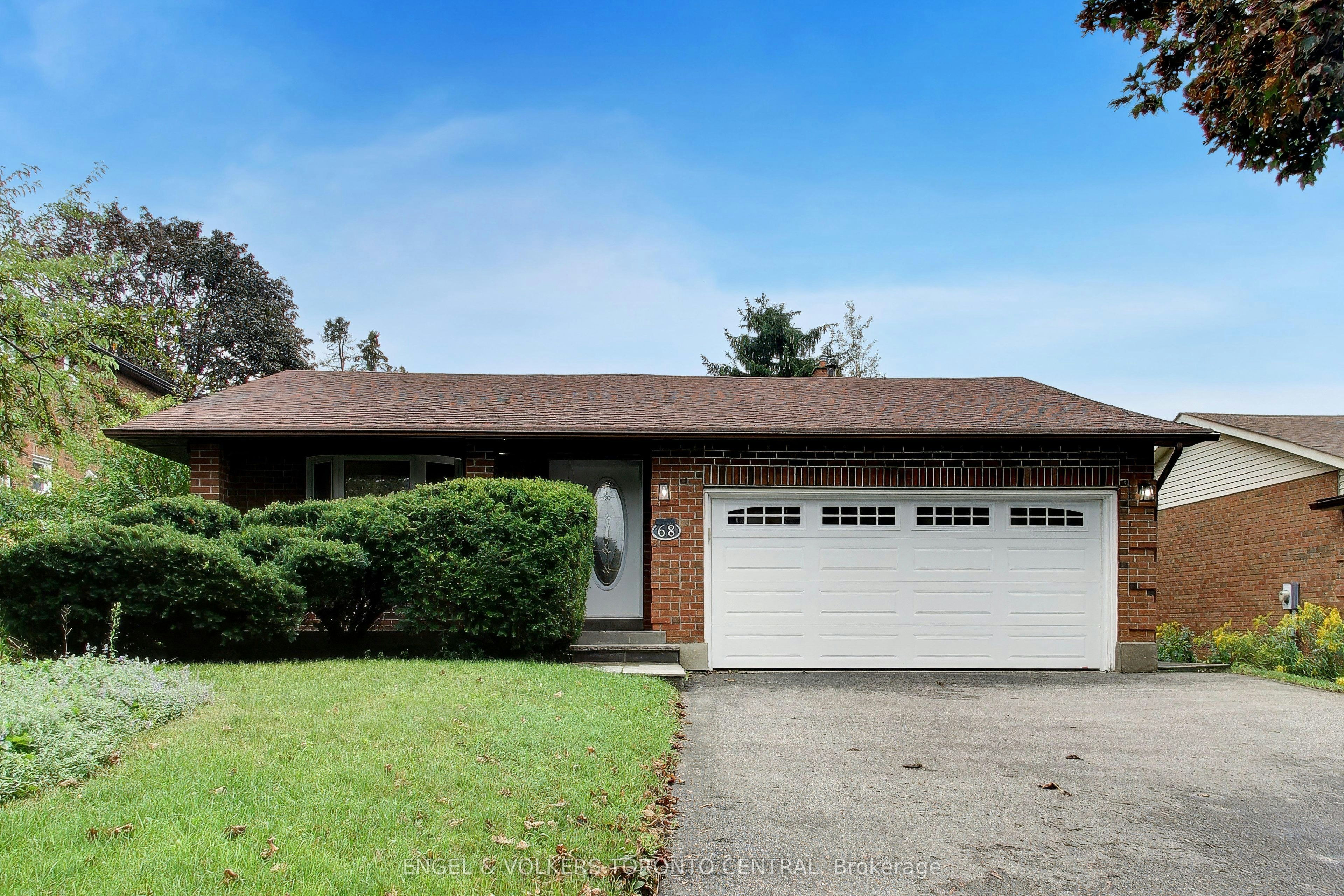 68 Hawley Crescent, Whitby, ON, L1N 6V9