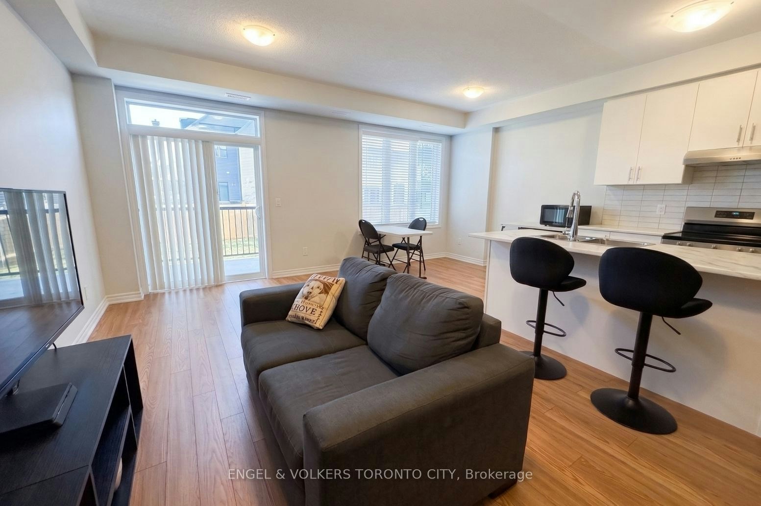 1024 Porcupine Path, Oshawa, ON, L1L 0X1 - 8