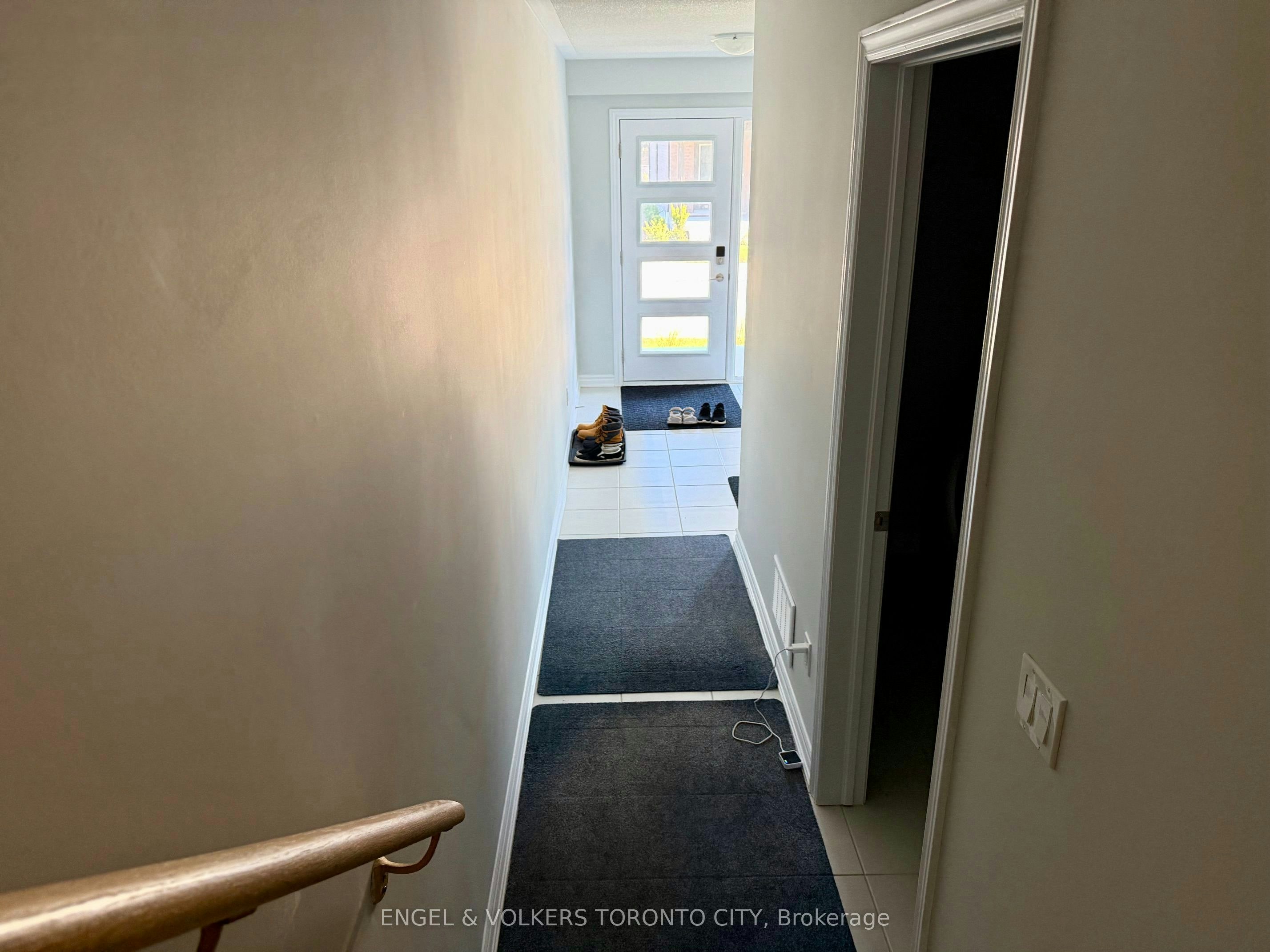 1024 Porcupine Path, Oshawa, ON, L1L 0X1 - 5
