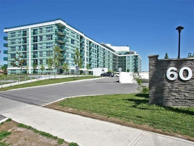 330-60 Fairfax Crescent, Toronto, ON, M1L 0E1