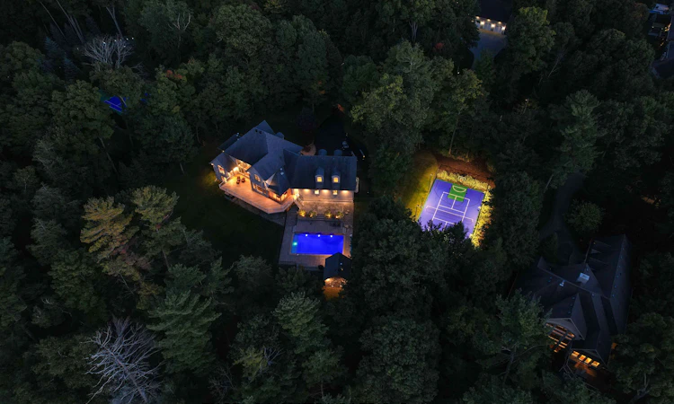 1220 Shoreview Drive